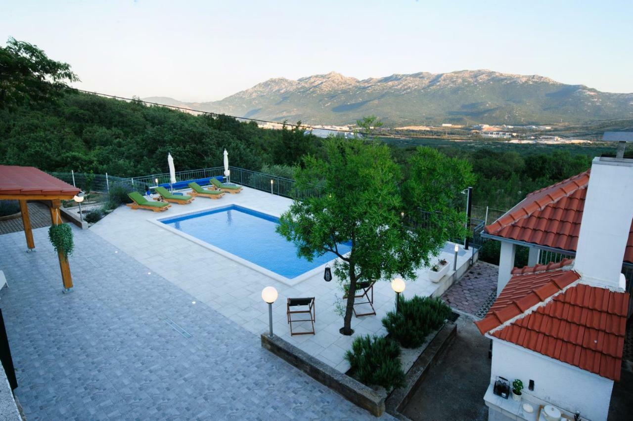 Holiday Home Koprivno Exteriör bild