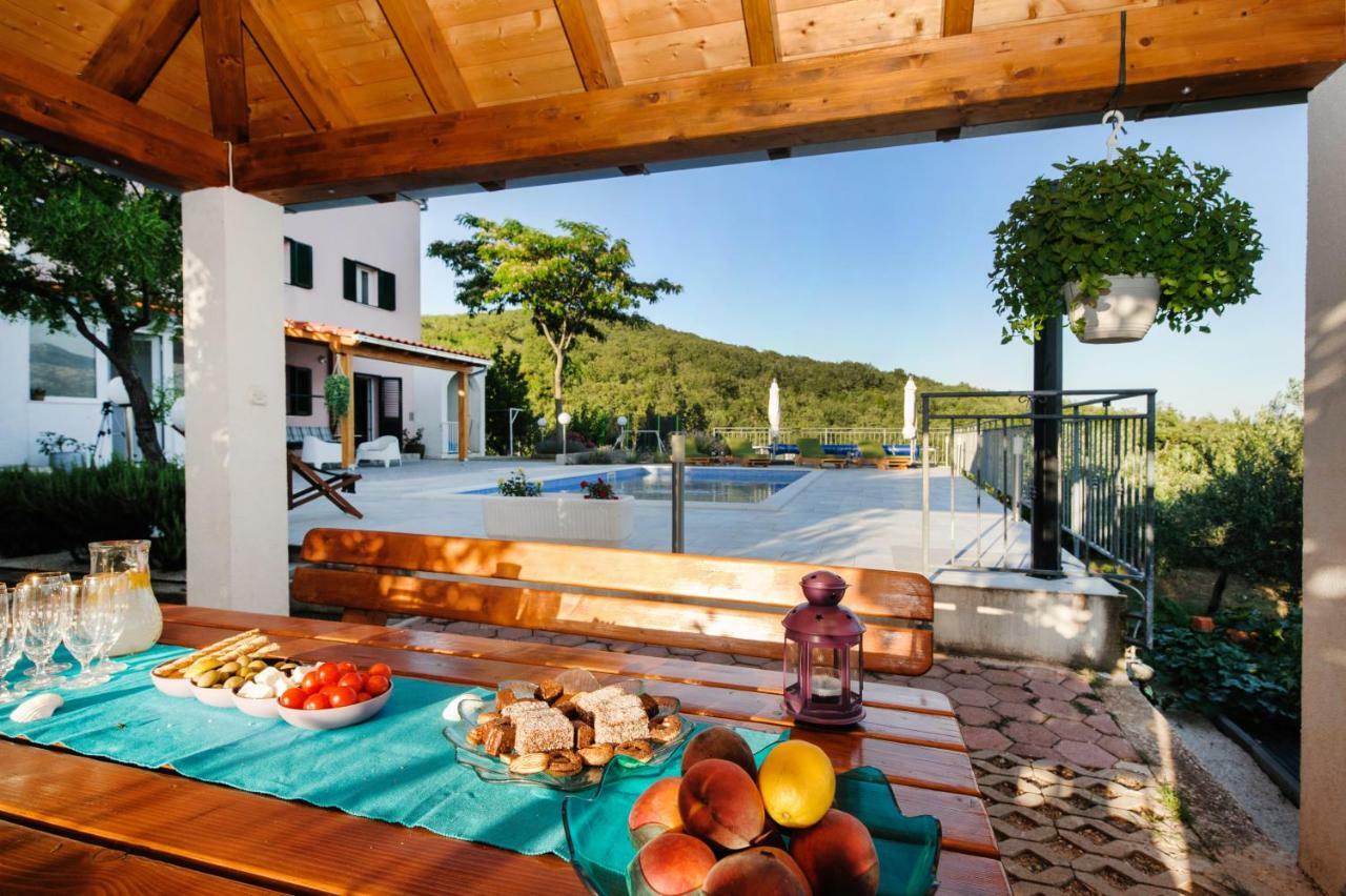 Holiday Home Koprivno Exteriör bild